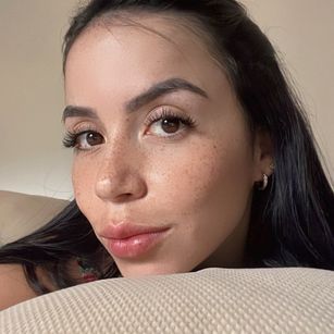 Model - GabyKendrick latina