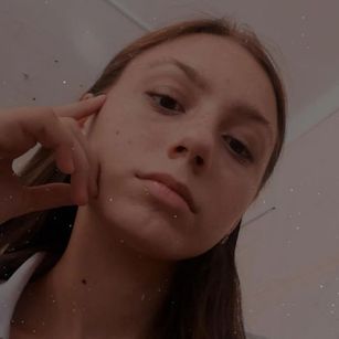 Model - EvaLeester dirtytalk