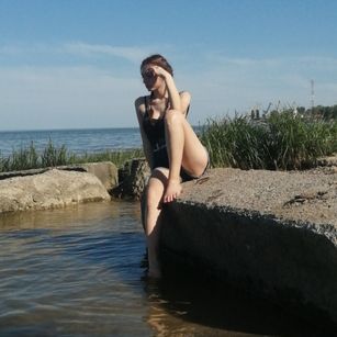 Model - EvaLeester bigboobs