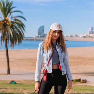 Model - Kiraaa skypeshow