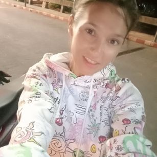 Model - Elaya classy