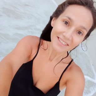 Model - Elaya natural