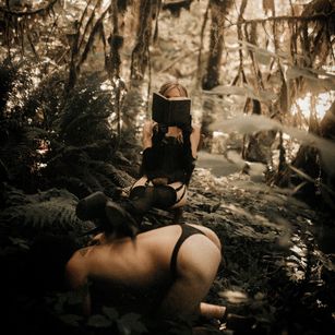 Model - LadyWillowWood humiliation