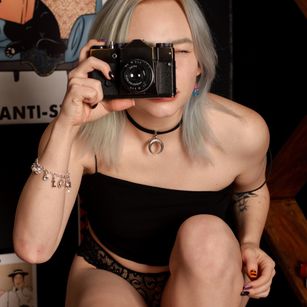 Model - Silver Lexy squirt