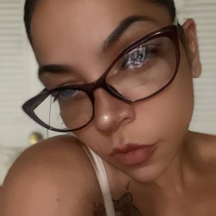 Model - Amor76 fastresponse