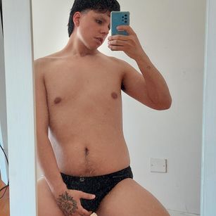 Model - Jeremy latin