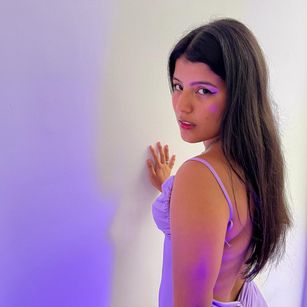 Model - Rosee latina