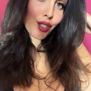 Model - Young Strawberry fuck