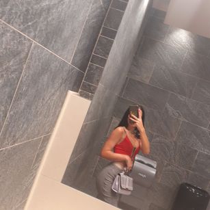 Model - Scarlett Ball LOVENSE