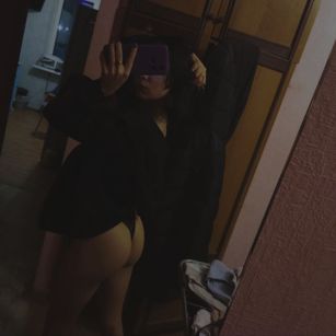 Model - Scarlett Ball fastresponse