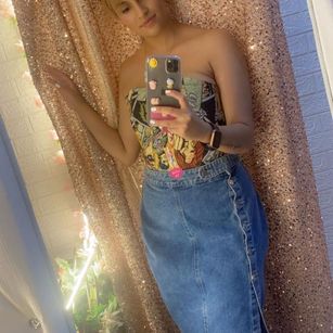 Model - camila_sandoval_ 1459 feet