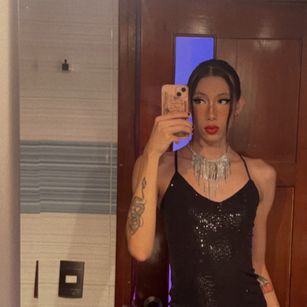 Model - Doja Alice Soto Mejia bigcock