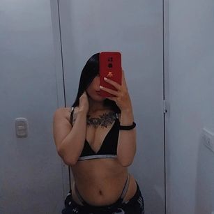 Model - Megan Brown pornstar