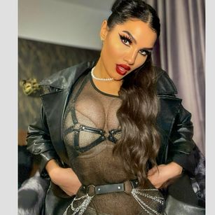 Model - KarolinaAlpha Temptation