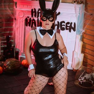 Model - Aurora Franklin mature