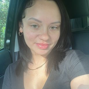 Model - Chanel Amor thick