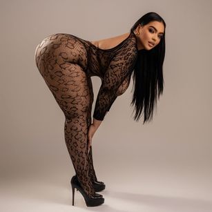 Model - Cassie Ventura anal