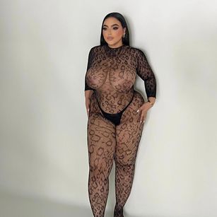 Model - Cassie Ventura squirt