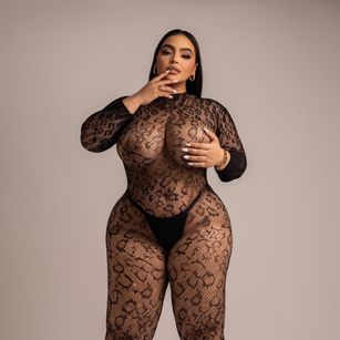 Model - Cassie Ventura latina