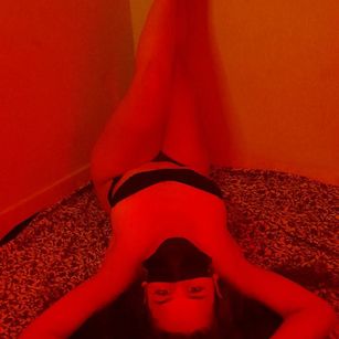 Model - Venus Scott fetish