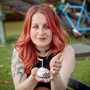 Model - Violeta Mora nylon