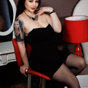 Model - RavenSage feet