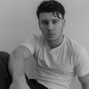 Model - LeoLanister tattoo