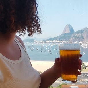 Model - Mistress Newton domme