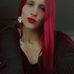 Model - Hanna_Banks chorro