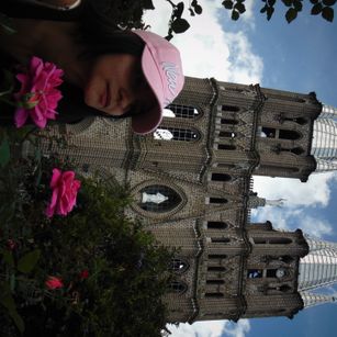 Model - Valen Hops sumisa