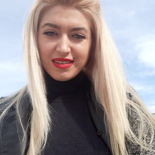 Model - ElizabethRaegan Online