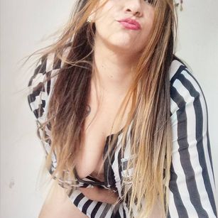 Model - dannieparis fetish