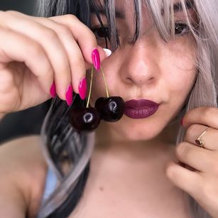 Model - Amy Voss cei