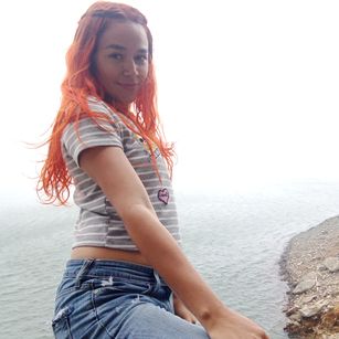 Model - Hailiespleasure student