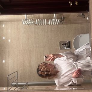 Model - Steve and Emi sexy