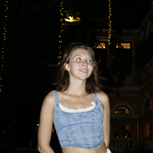 Model - Lina Siren pantyhose