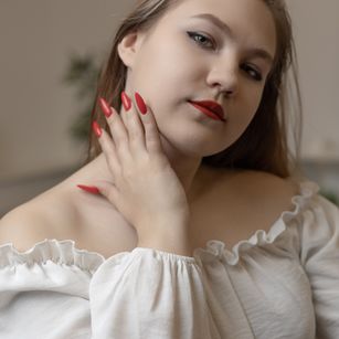 Model - MillieFlower sweet