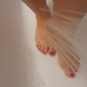 Model - ElizabethRaegan Blonde