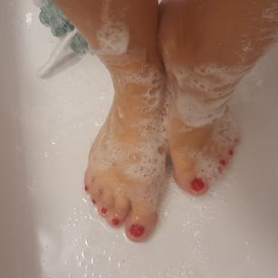 Model - ElizabethRaegan Hot