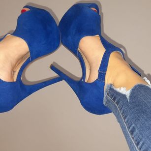 Model - ElizabethRaegan toys