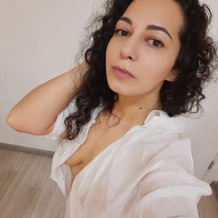 Model - Linda dirtytalk