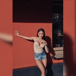 Model - Sonja_stripperRay pussyfuck