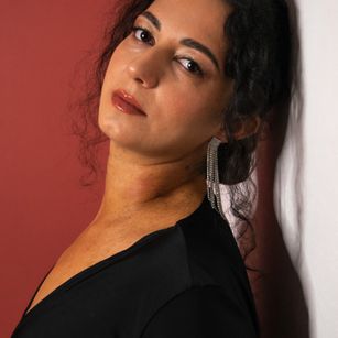 Model - Linda dirtytalk