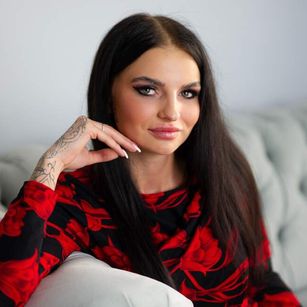 Model - RemiBeauty lips