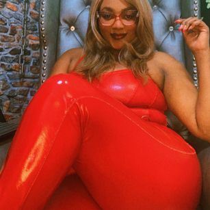 Model - ValeskaJackson femdom