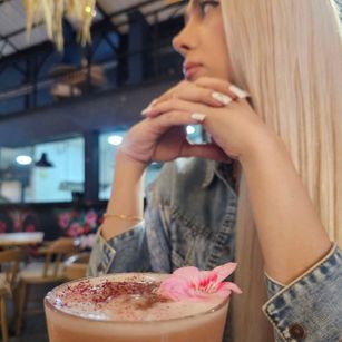 Model - Juliet Pink Shemale