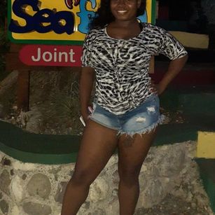 Model - Kitty Creamer submissive