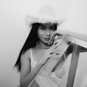 Model - KeilyFerrer joi