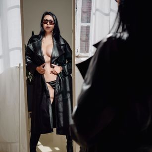 Model - SarraRose squirt