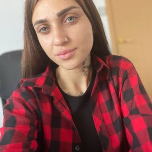 Model - AlexLiz vulgar